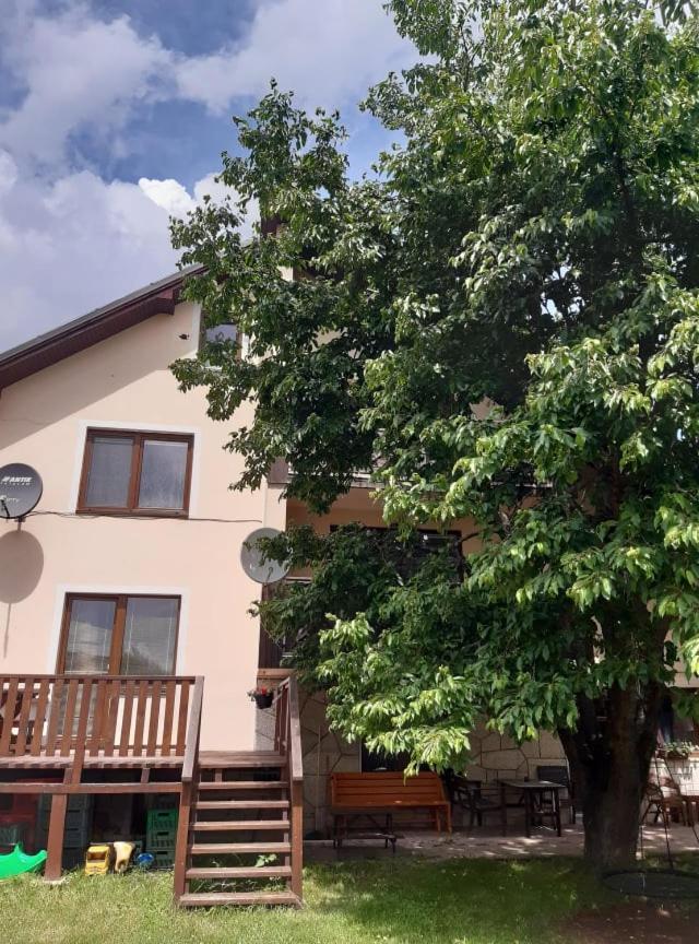 Vila Happy Veľka Lomnica Bagian luar foto